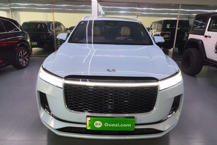 理想汽车 理想ONE 2021款 增程6座版车身外观2