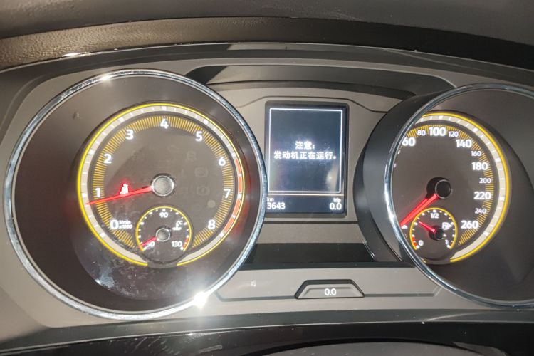 大众 途观L 2021款 330TSI 自动两驱智享版中控内饰14