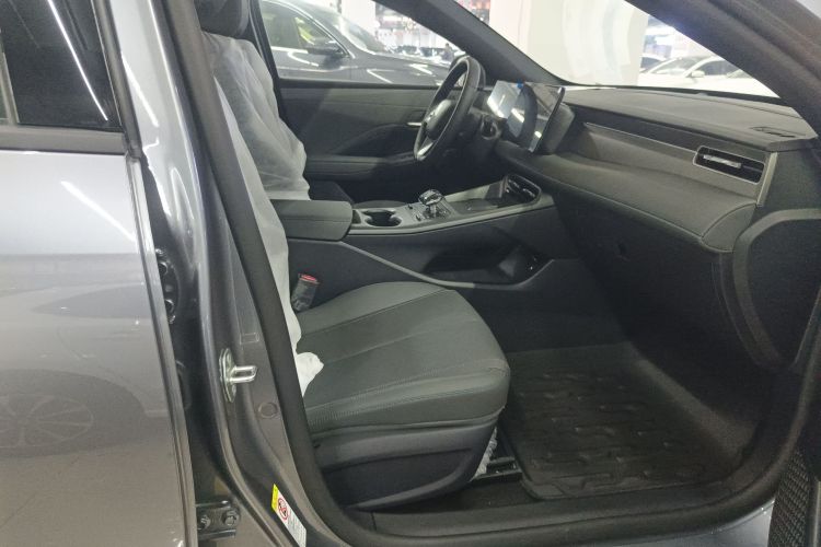 比亚迪 秦PLUS 2025款 DM-i 智驾版 55KM领先型局部细节41