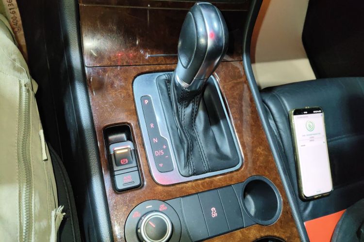 大众 途锐 2014款 3.0TSI 新锐版中控内饰18