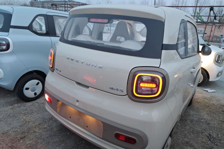 奔腾小马 2026款 222km 萌趣马 Plus车身外观6