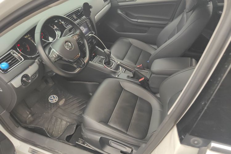 大众 速腾 2017款 1.6L 自动舒适型中控内饰19