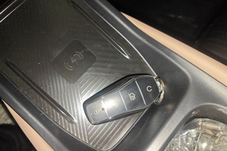 比亚迪 海鸥 2025款 智驾版 305km 自由版中控内饰7001