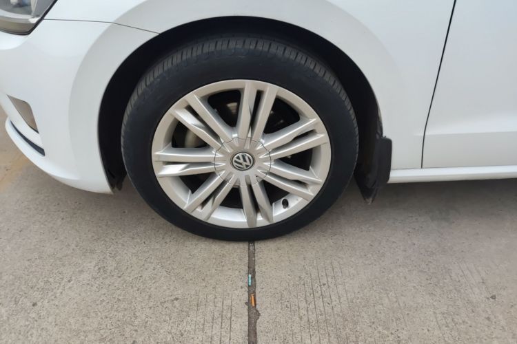 大众 高尔夫·嘉旅 2016款 280TSI 自动豪华型车身外观6007