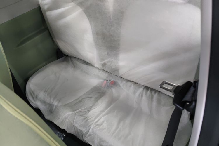 吉利银河 2025款 210km 熊猫骑士中控内饰21