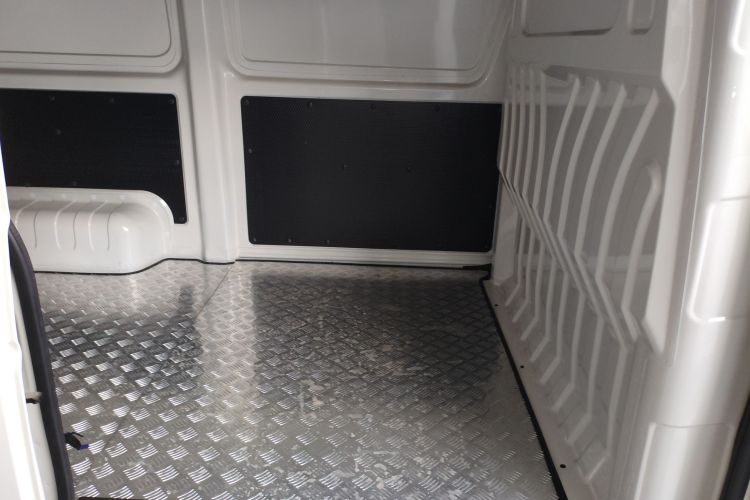 福田 时代EV6 2023款 快慢充版中控内饰7004