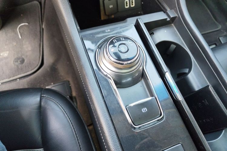 福特 金牛座 2018款 EcoBoost 245 卓越型 国V中控内饰18