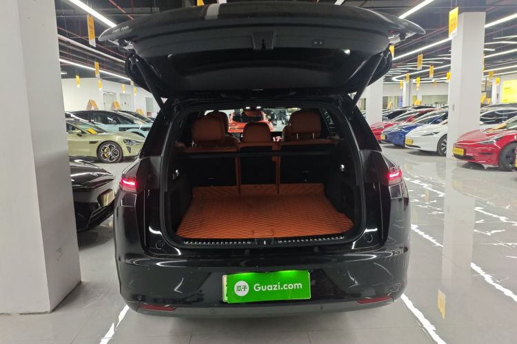 理想汽车 理想L7 2023款 Max机舱底盘23