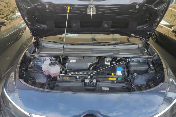 大众ID.7 VIZZION 2024款 首发版机舱底盘24