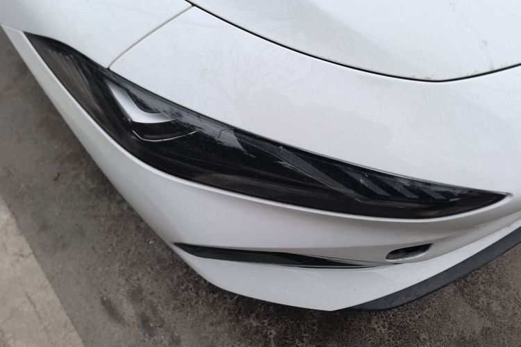 荣威D7 2023款 DMH 125km 旗舰版车身外观8