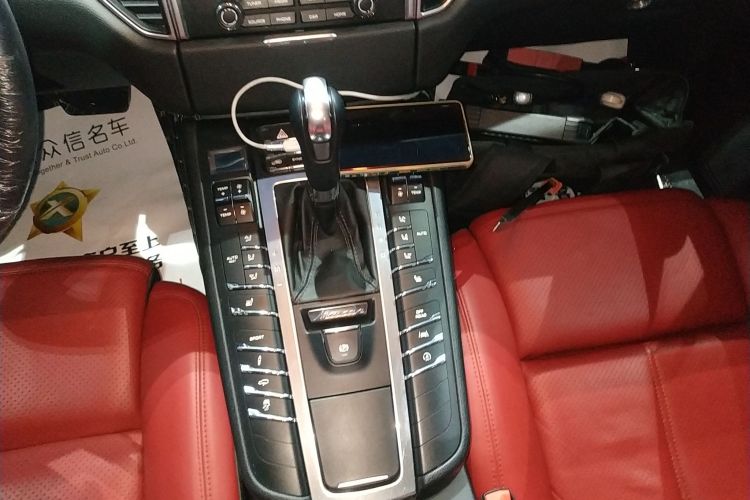 保时捷 2017款  Macan S 3.0T中控内饰18