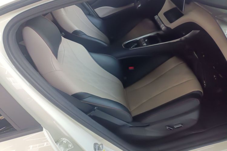 比亚迪 海豚 2023款 420km 时尚版局部细节41