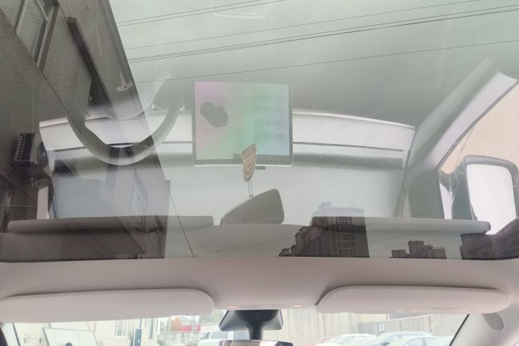 特斯拉 Model Y 2023款 长续航全轮驱动版中控内饰22