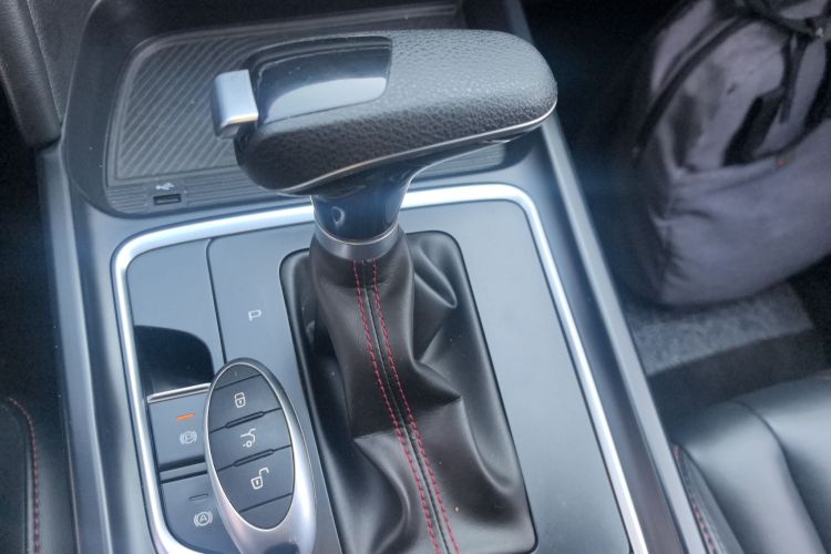 奔腾T55 2022款 1.5T 自动飞跃款中控内饰18