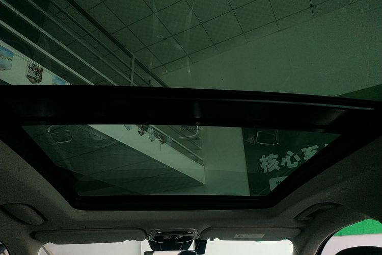 领克01 2017款 2.0T 四驱劲Pro版中控内饰22