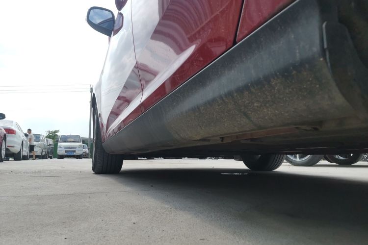 福特 福克斯 2017款 两厢 1.6L 自动舒适型智行版局部细节9002