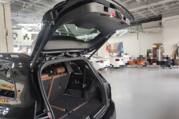 奔驰GLB 2022款 GLB 220 4MATIC局部细节23