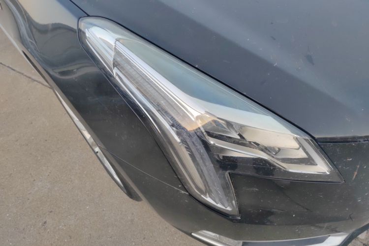 凯迪拉克XTS 2018款 28T 精英型车身外观8