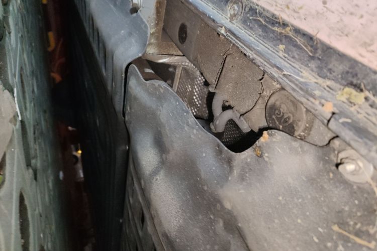 鸿蒙智行 问界M5 2025款 增程 Ultra 后驱版局部细节9001