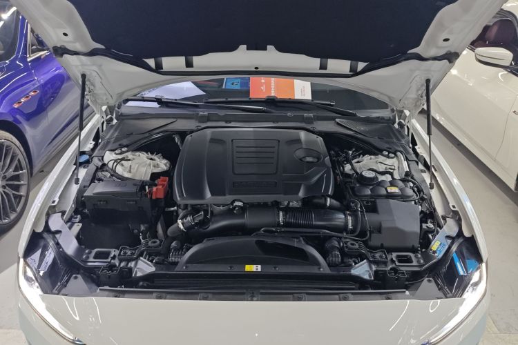 捷豹XEL 2023款 2.0T 250PS R-DYNAMIC S进取运动版局部细节24
