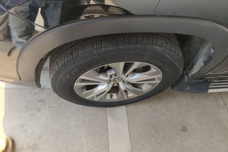 丰田 汉兰达 2018款 2.0T 四驱精英版 7座 国VI车身外观6001