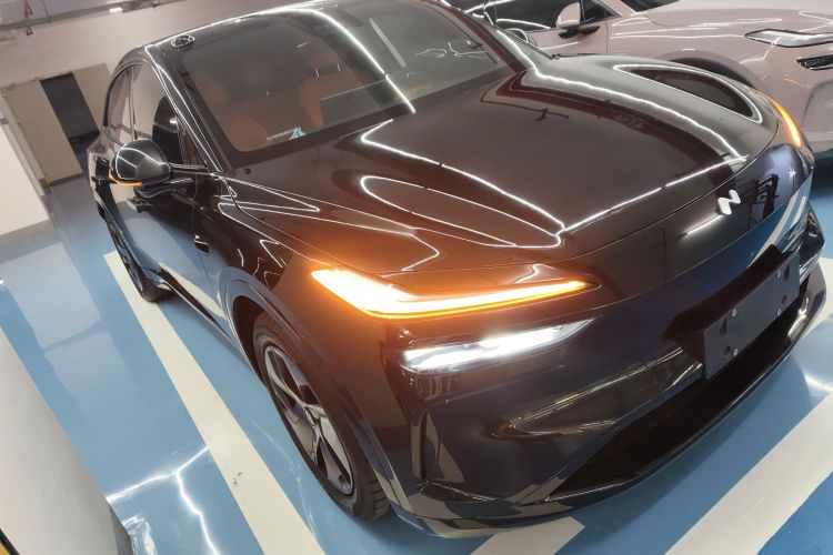 乐道L60 2024款 60kWh 后驱版车身外观3