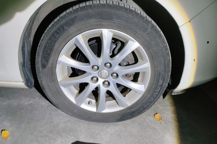 别克 英朗 2014款 XT 1.6L 自动时尚版车身外观6007