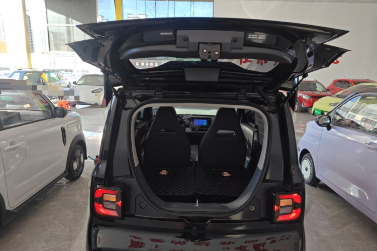 吉利银河 2025款 210km 熊猫卡丁局部细节23