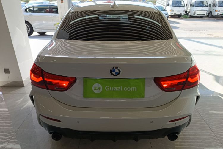 宝马1系 2021款 改款 120i M运动曜夜版车身外观6004