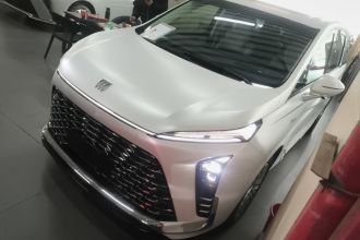 别克GL8新能源 2024款  陆尊 奢享版 7座