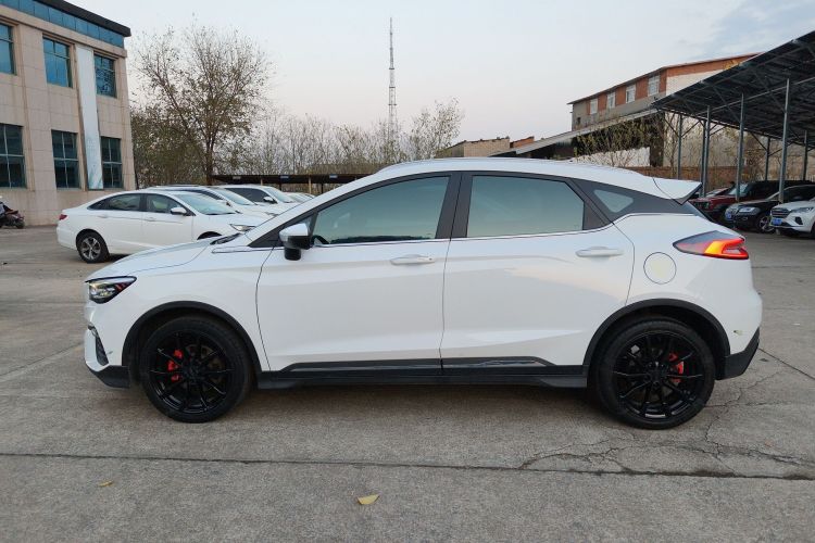 吉利汽车 帝豪S 2021款 1.4T CVT尊贵型车身外观4