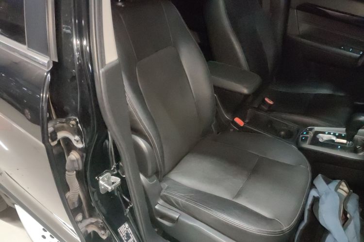 雪佛兰 科帕奇 2017款 2.4L 四驱旗舰版 7座局部细节41