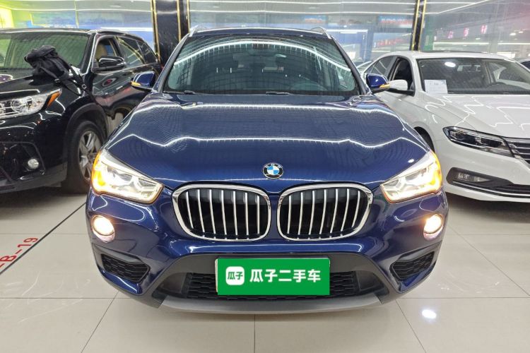宝马X1 2019款 sDrive20Li 领先型车身外观6001