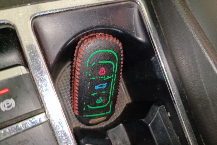 吉利汽车 帝豪 2017款 三厢百万款 1.5L CVT向上版中控内饰11