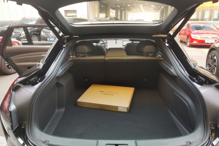 小鹏MONA M03 2025款 502 长续航 Max机舱底盘23