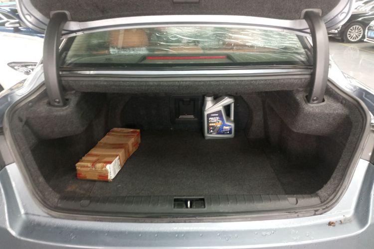 吉利汽车 博瑞 2015款 1.8T 尊贵型局部细节23