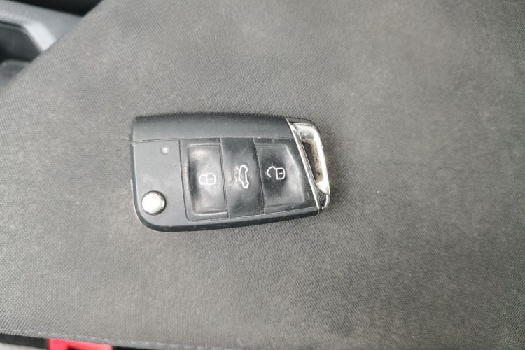 大众 宝来 2024款 200TSI DSG畅行版中控内饰7001