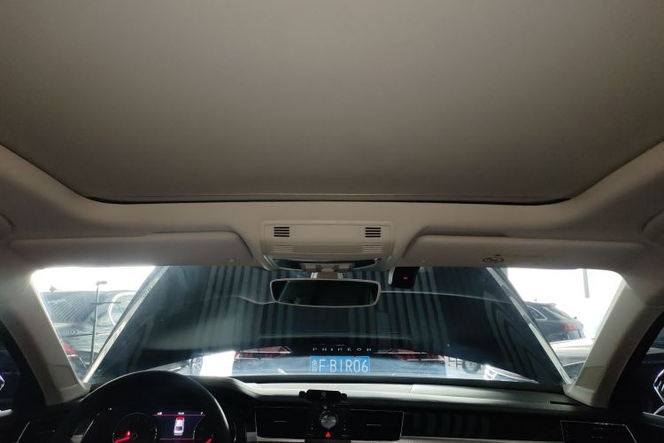 大众 辉昂 2018款 改款 380TSI 两驱商务版中控内饰22