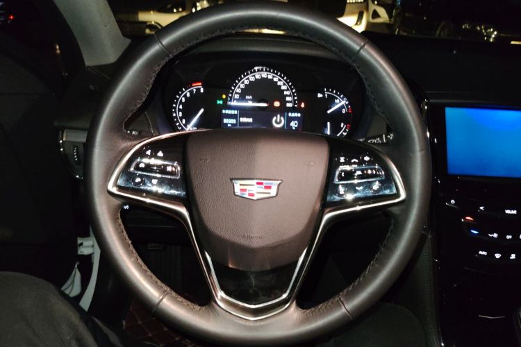 凯迪拉克ATS-L 2017款 28T 时尚型中控内饰13