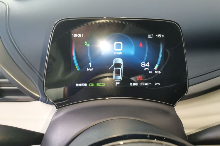 比亚迪 元PLUS 2022款 510KM 旗舰型局部细节14