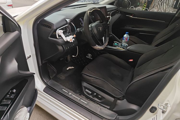 丰田 凯美瑞 2021款 双擎 2.5HGVP 领先版中控内饰19