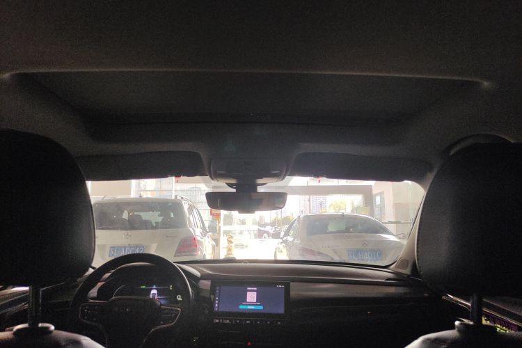 荣威i5 2021款 改款 1.5L CVT钻石版中控内饰22