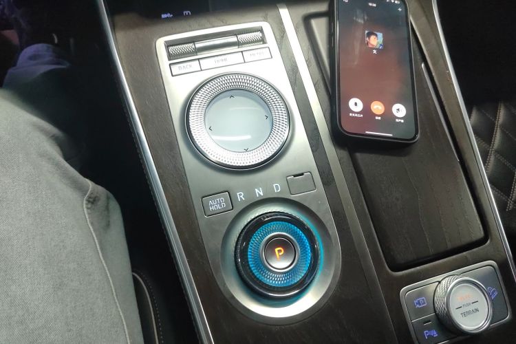 捷尼赛思GV80 2021款 2.5T 四驱旗舰版中控内饰18