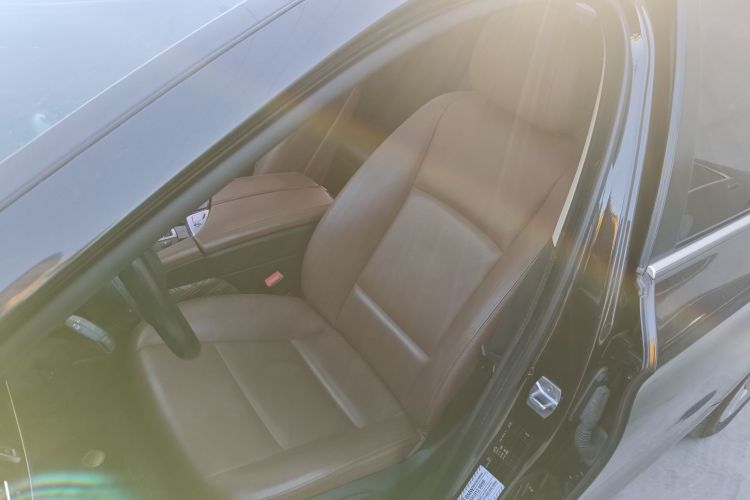 宝马5系 2017款 520Li 典雅型中控内饰19