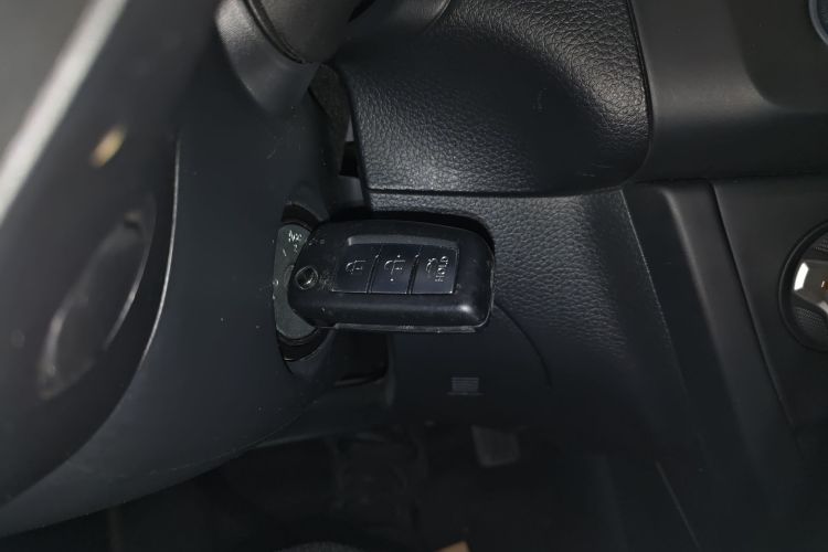 日产 轩逸 2022款 经典 1.6XE CVT舒适版中控内饰11