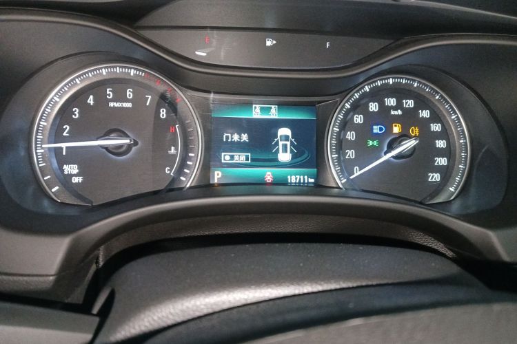 别克GL6 2019款 18T 6座互联豪华型 国VI局部细节14