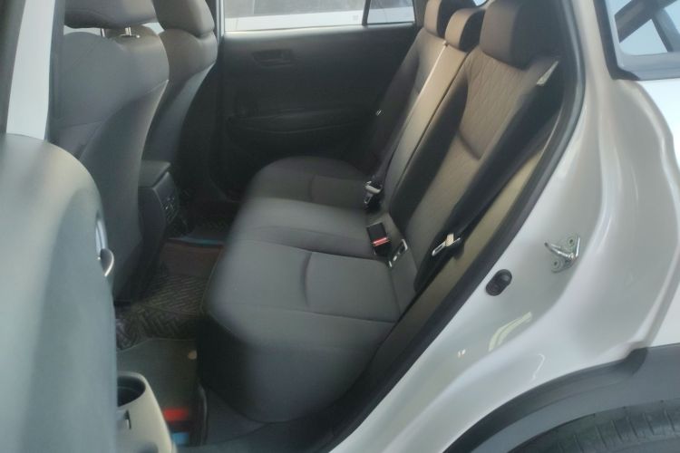 丰田 卡罗拉锐放 2022款 2.0L 精英版中控内饰21