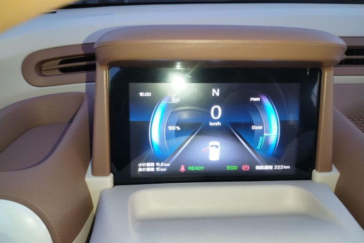 奔腾小马 2026款 222km 萌趣马 Plus中控内饰14