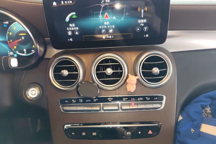 奔驰GLC 2021款 GLC 260 L 4MATIC 豪华型局部细节16