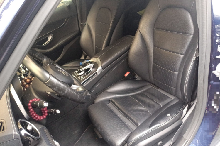 奔驰C级 2016款 C 200 L 运动型局部细节19